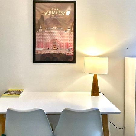 Charming Bright Sunny Studio Near Canal St Martin París Exterior foto